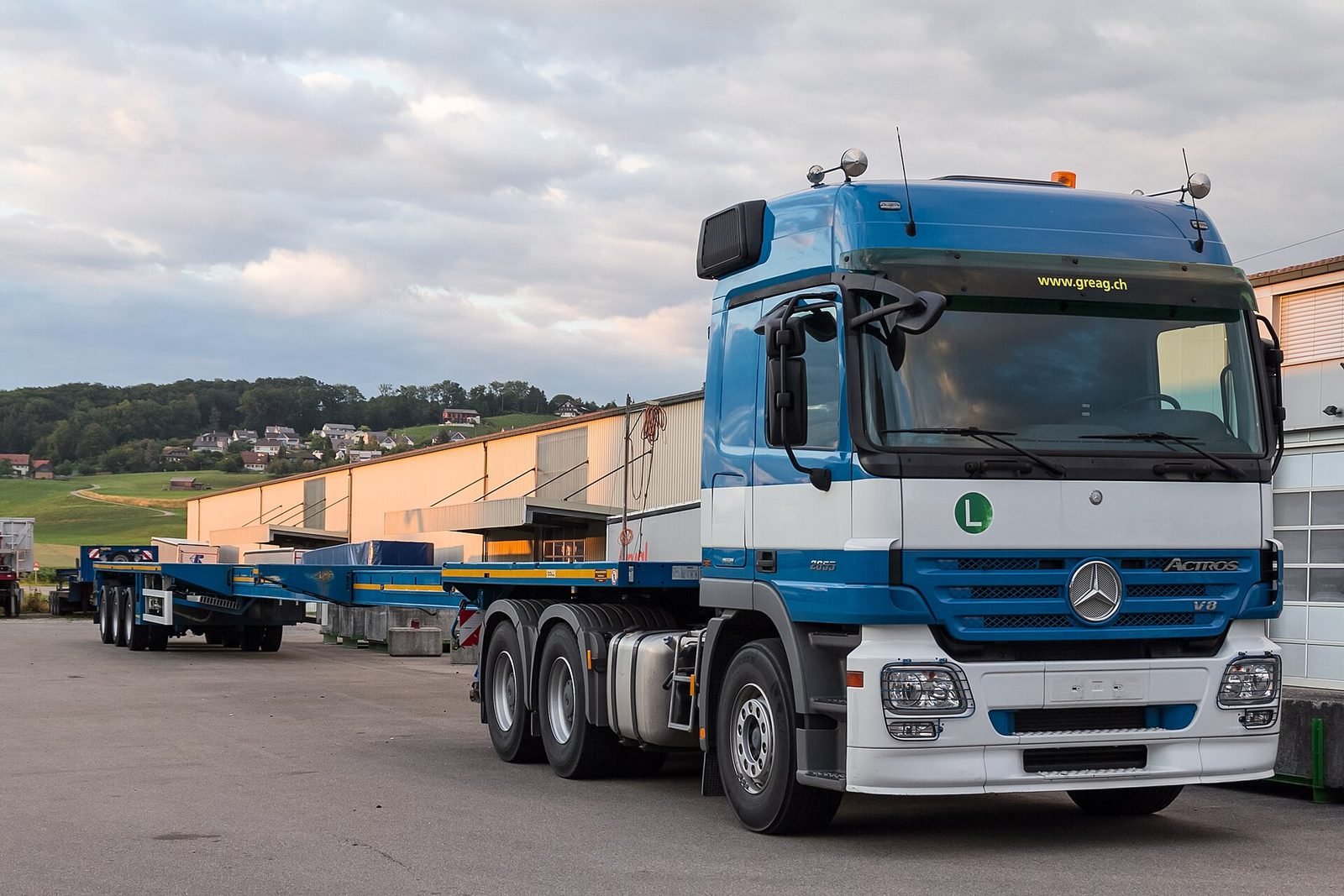 Cabezas tractoras de importación — Truckalyze
